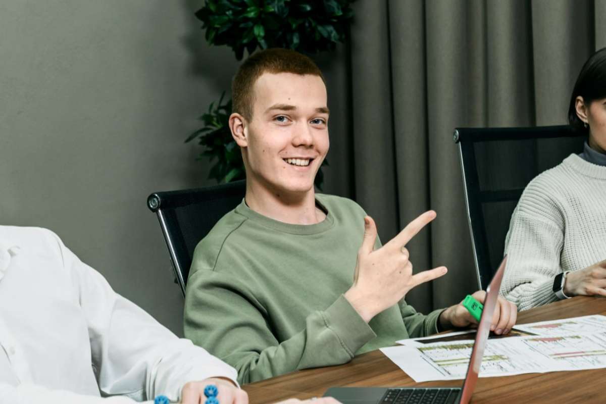 «Попробуйте себя в этой сфере — она захватывает». Интервью с самым молодым сотрудником НОЦ